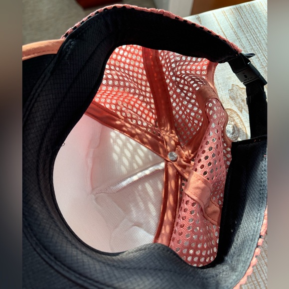 NWOT Patagonia trucker hat - Picture 5 of 6